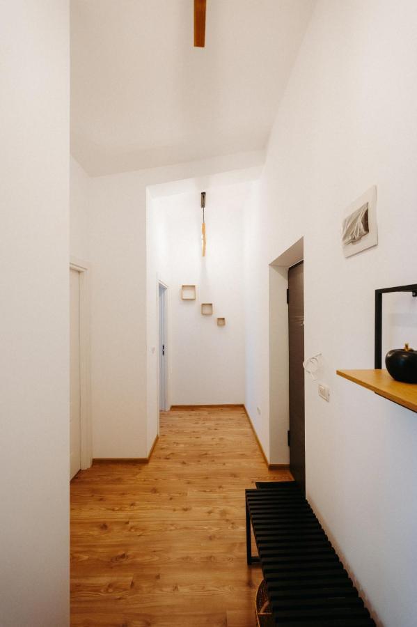 Апартаменты Modern Loft One Сучава Экстерьер фото